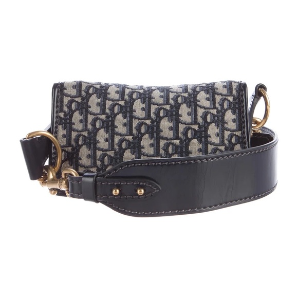 Pre-Fall 2017 Collection. Dark slate Oblique
canvas Christian Dior crossbody bag - Picture 5 of 6